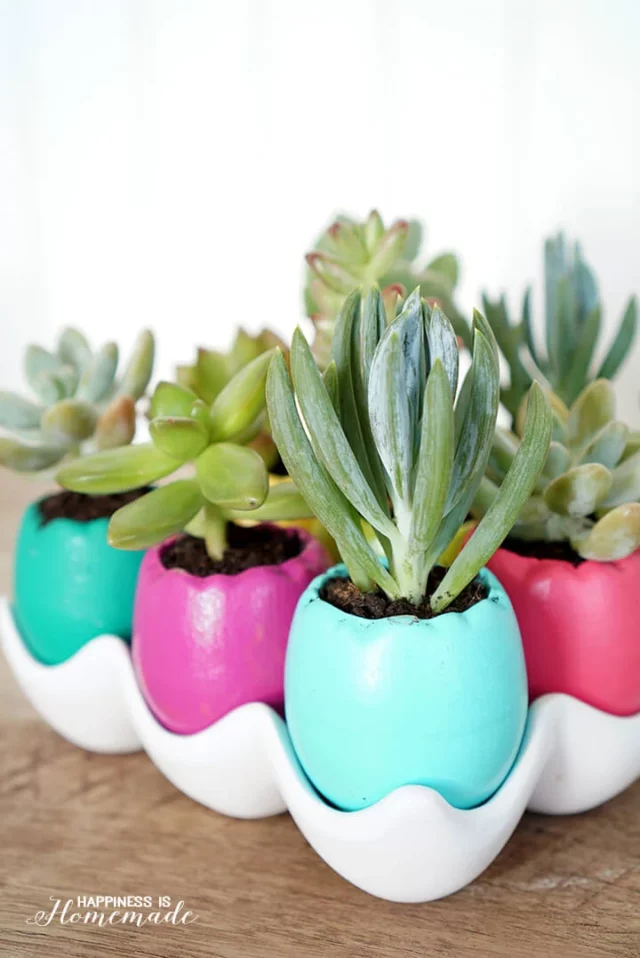 Easter egg pot